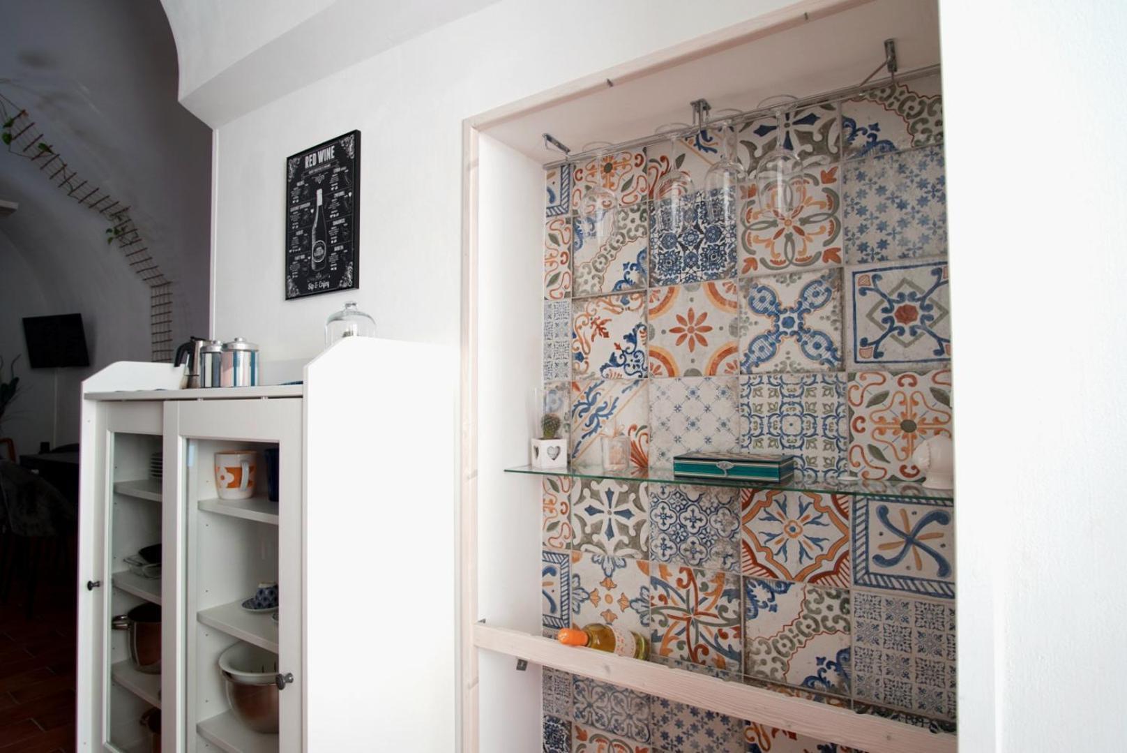 The 'Ferdinando' Refuge Apartment Mesagne Bagian luar foto
