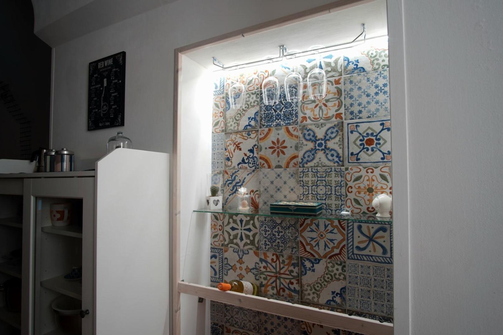 The 'Ferdinando' Refuge Apartment Mesagne Bagian luar foto