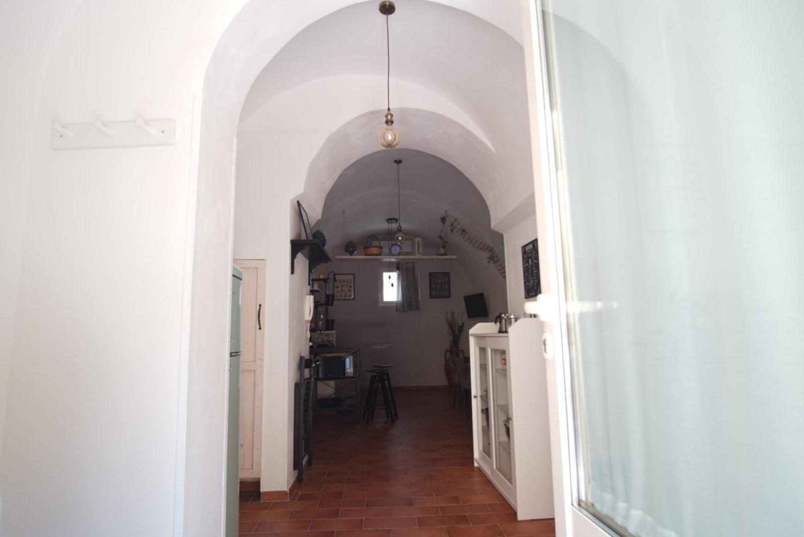 The 'Ferdinando' Refuge Apartment Mesagne Bagian luar foto